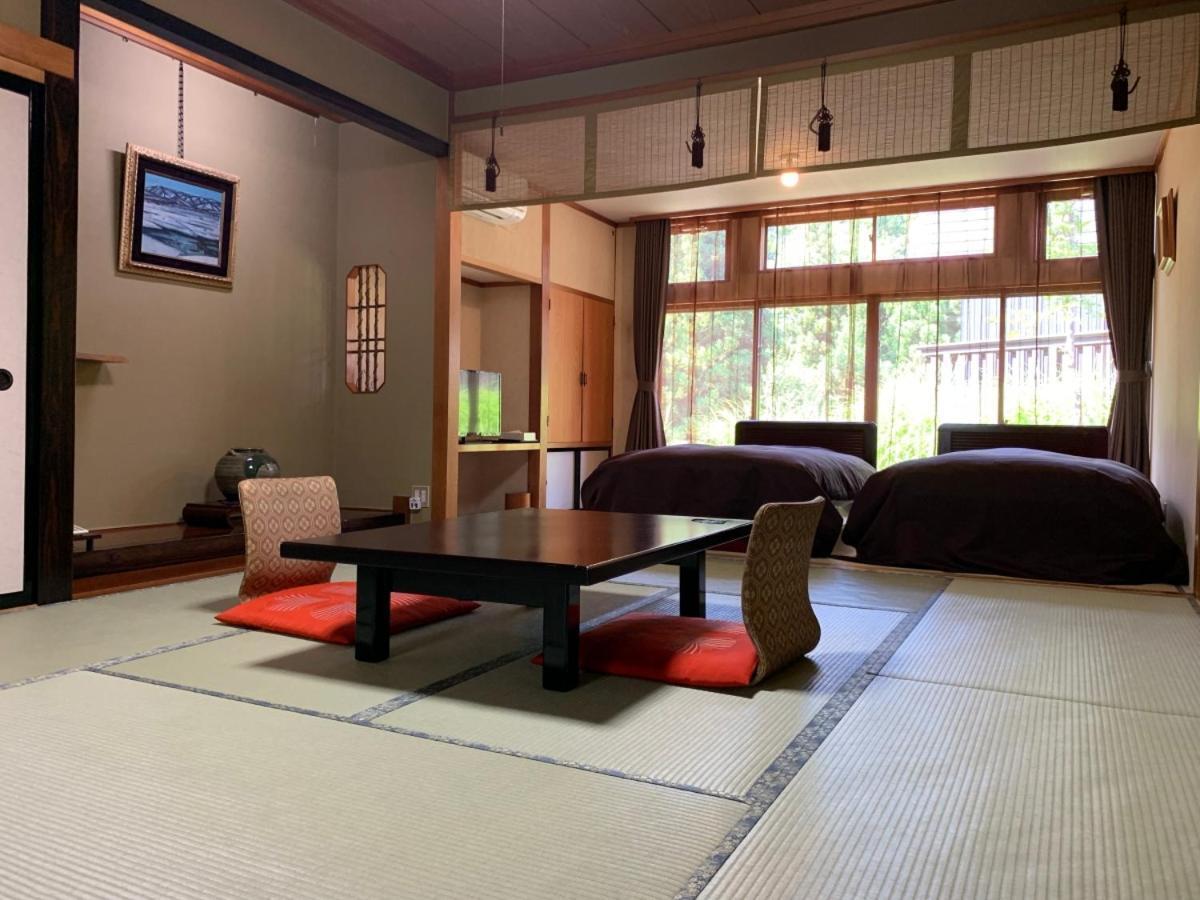 Yamanosho Hotell Yuzawa  Exteriör bild